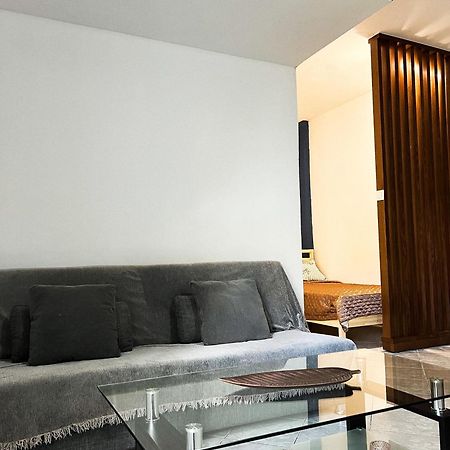 Dimitris Flat Apartment Неойе Епиватай Екстериор снимка
