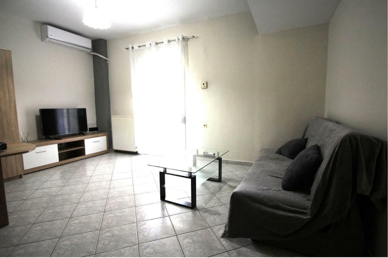 Dimitris Flat Apartment Неойе Епиватай Екстериор снимка